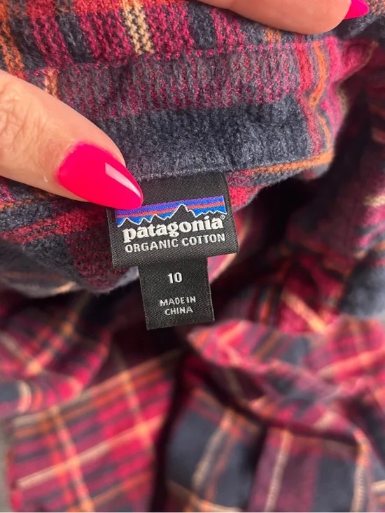 PATAGONIA Women’s Organic Cotton Fjord Flannel Shirt Pink/Navy/Purple Plaid - 10 - Picture 5 of 6